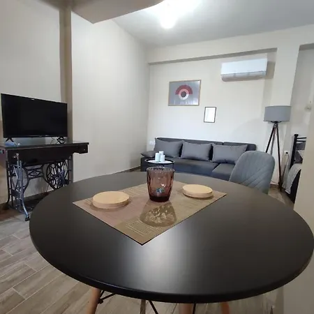 Aithra Studio Триполис Экстерьер фото